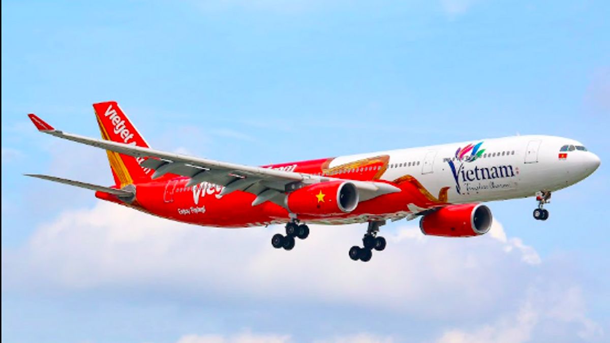 Vietjet flights connecting Jakarta and Bali with Vietnam