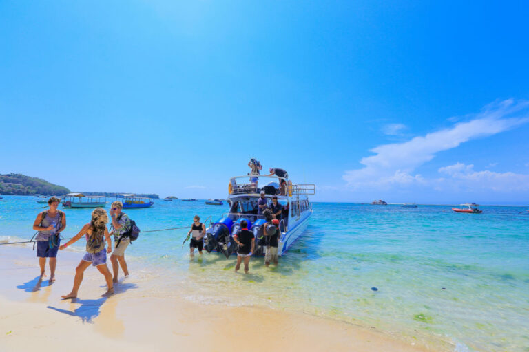 Bali island hopping by fast boat and flight